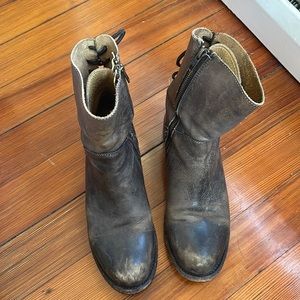 Beautiful bed stu handcrafted leather boots